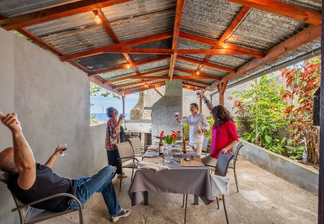 Apartamento em Ponta Delgada - ZEN Mountain & Sea