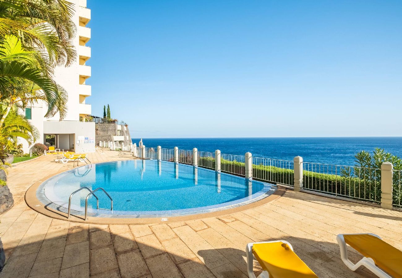 Apartamento em Funchal - CLIFF Atlantic Pool