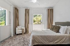 Ferienwohnung in Ponta Delgada - ZEN Mountain & Sea