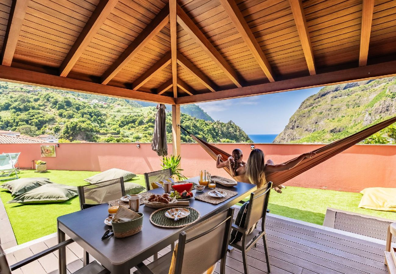 Maison à São Vicente - BANANAS Nature Retreat